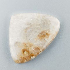 Corallo Fossile Naturale Forma Cuore Piatto Cabochon Liscio Fatto a Mano 30X38X5mm 9,22gm 1pz