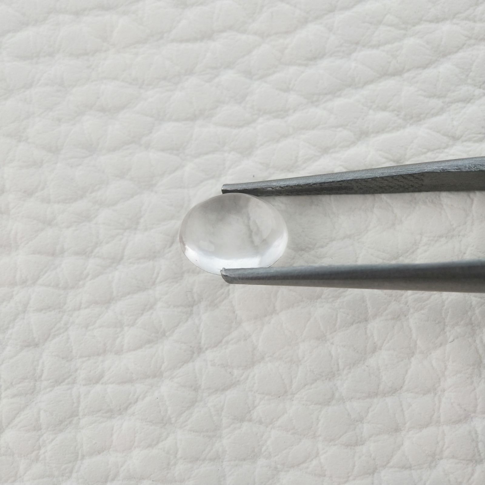 Cristallo Di Rocca Naturale Forma Ovale Piatto Cabochon Liscio Fatto a Mano 9X7X4mm 2,05 Carati 1pz