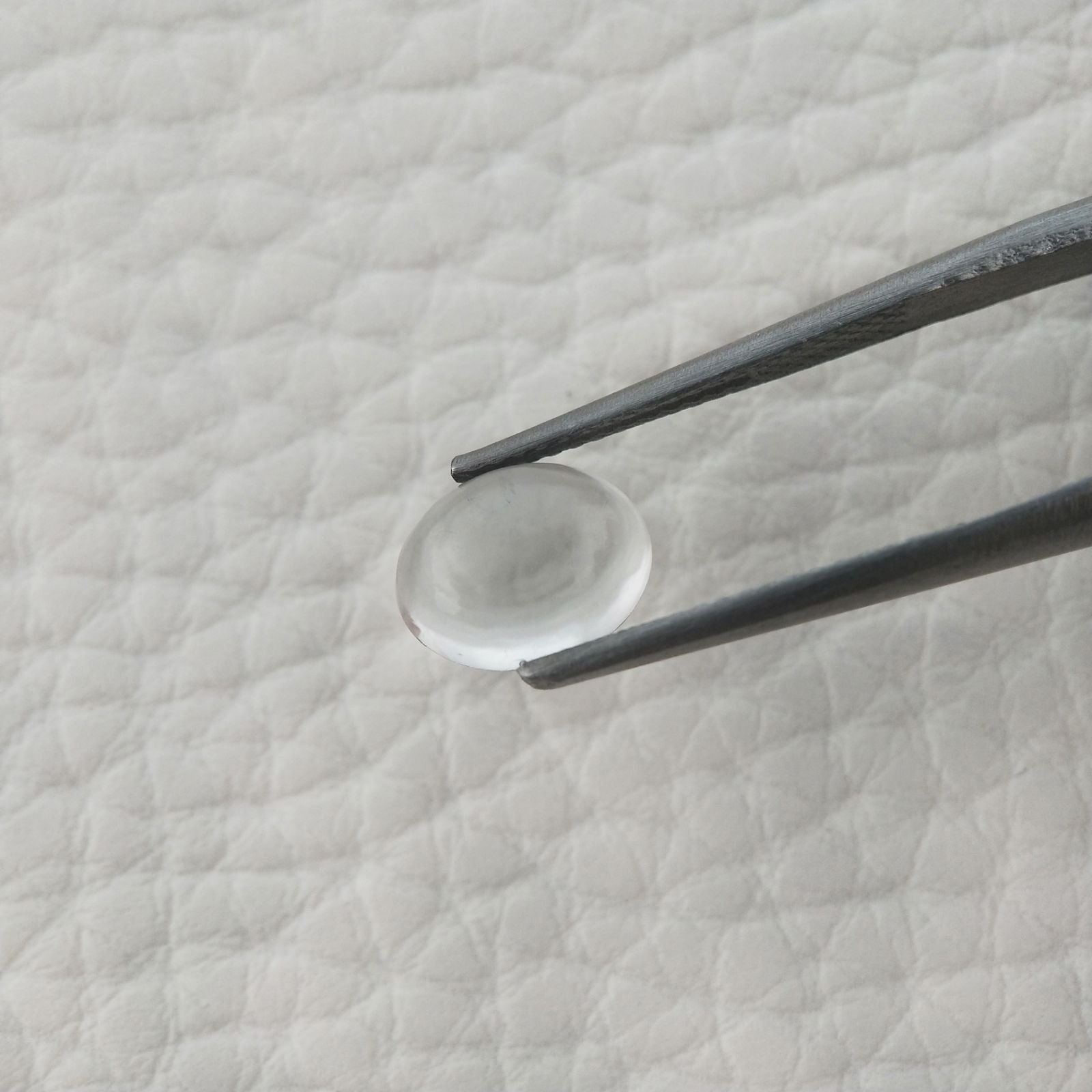 Cristallo Di Rocca Naturale Forma Ovale Piatto Cabochon Liscio Fatto a Mano 9X7X4mm 2,05 Carati 1pz