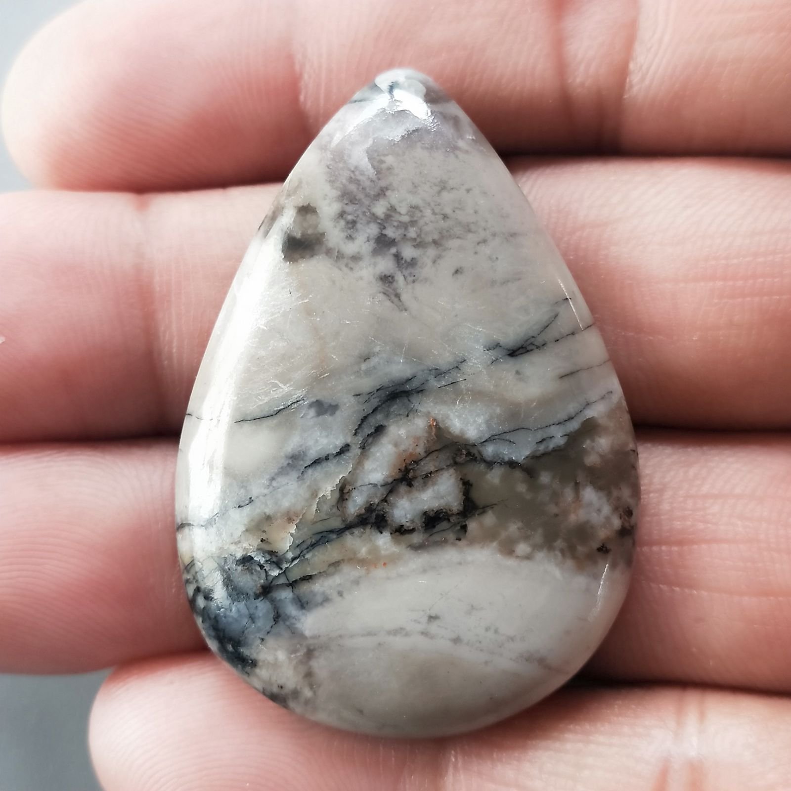 Diaspro Maligano Grigio Naturale Forma Goccia Piatto Cabochon Liscio Fatto a Mano 43X30X5mm 11,50gm 1pz