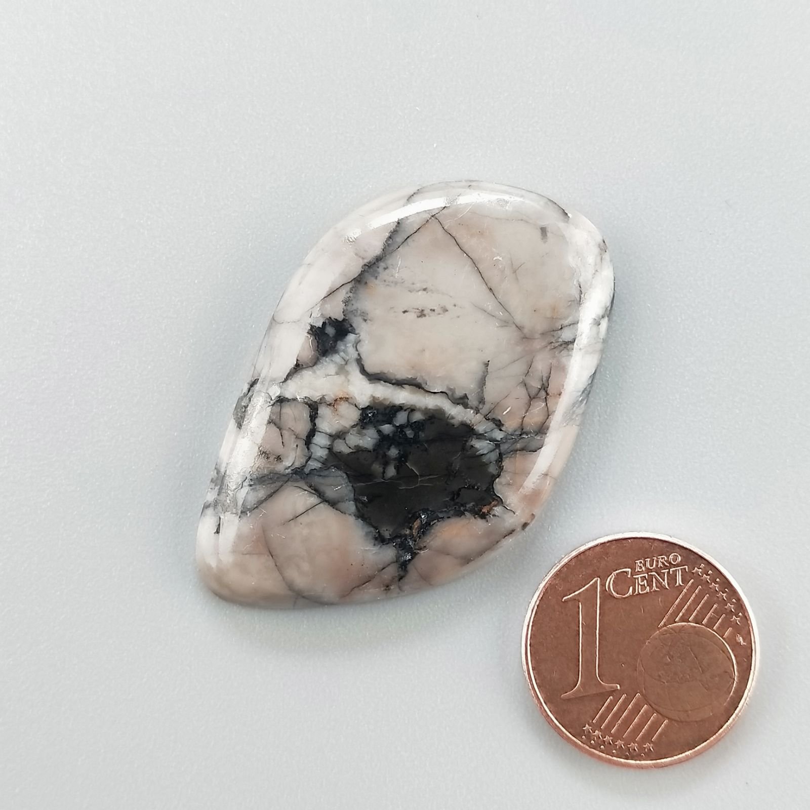 Diaspro Maligano Grigio Naturale Forma Fantasia Piatto Cabochon Liscio Fatto a Mano 37X25X5mm 7,30gm 1pz