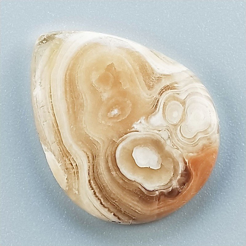 Kokoweef Cave Onyx Naturale Forma Goccia Piatto Cabochon Liscio Fatto a Mano 25x19mm 3,49gm 1pz
