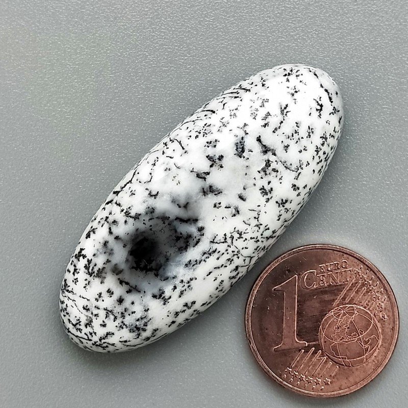 Cabochon di Opale Dendritico Naturale Ovale, Piatto e Liscio, 39x16 mm, 6,19 g, Fatto a Mano