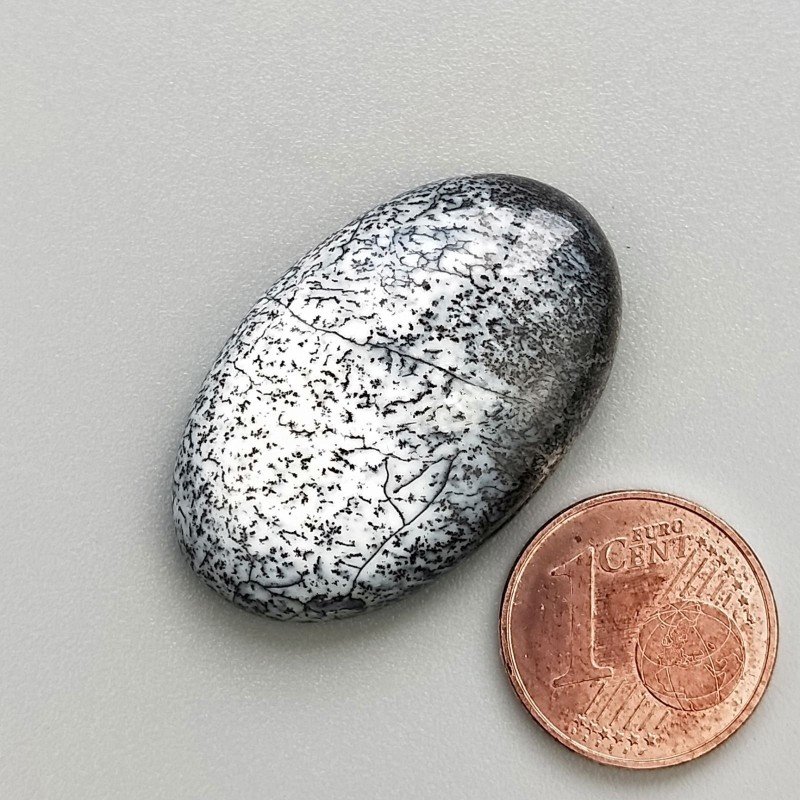 Cabochon di Opale Dendritico Naturale Ovale, Piatto e Liscio, 31x19 mm, 5,58 g, Fatto a Mano