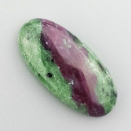 Rubino Zoisite Naturale Forma Ovale Piatto Cabochon Liscio Fatto a Mano 28X13X5mm 4,88GM