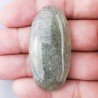 Prehnite Naturale Forma Ovale Piatto Cabochon Liscio Fatto a Mano 50X24X8mm 17,30gm 1pz