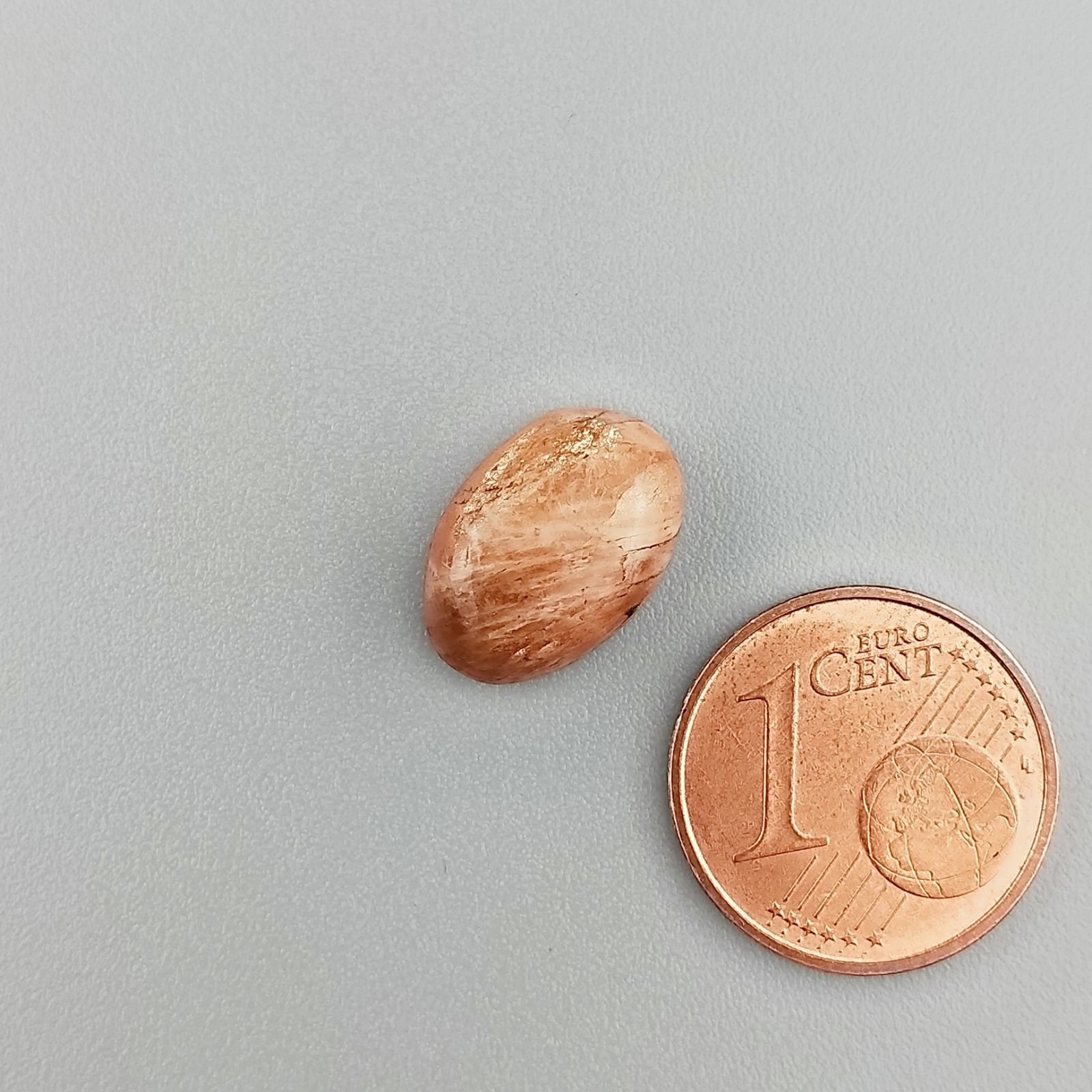 Pietra Di Sole 'Eliolite' Naturale Forma Ovale Piatto Cabochon Liscio Fatto a Mano 13X9X5mm 4,65 Carati 1pz