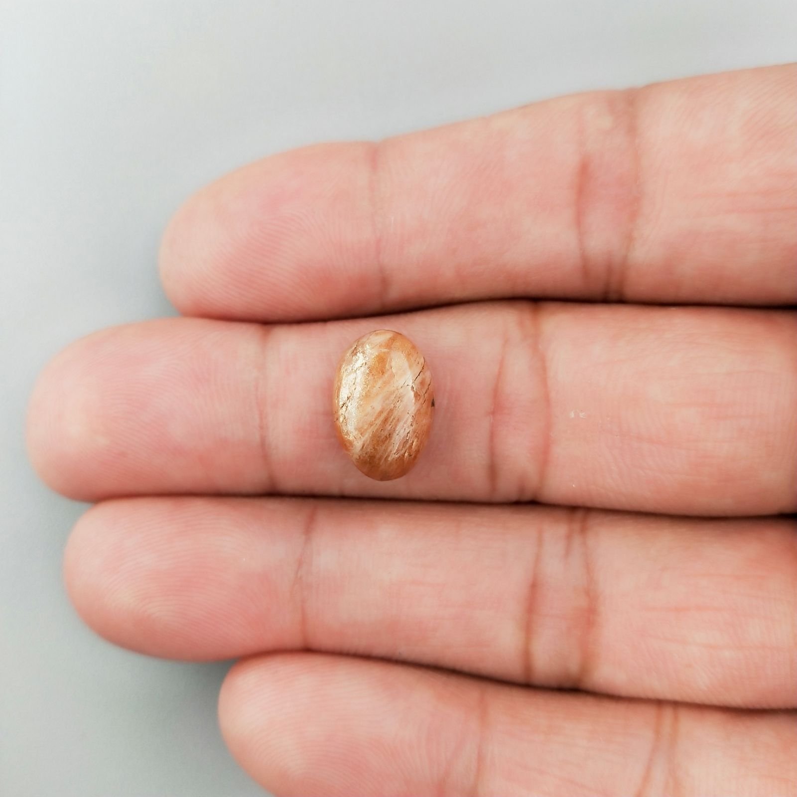 Pietra Di Sole 'Eliolite' Naturale Forma Ovale Piatto Cabochon Liscio Fatto a Mano 13X9X5mm 4,65 Carati 1pz