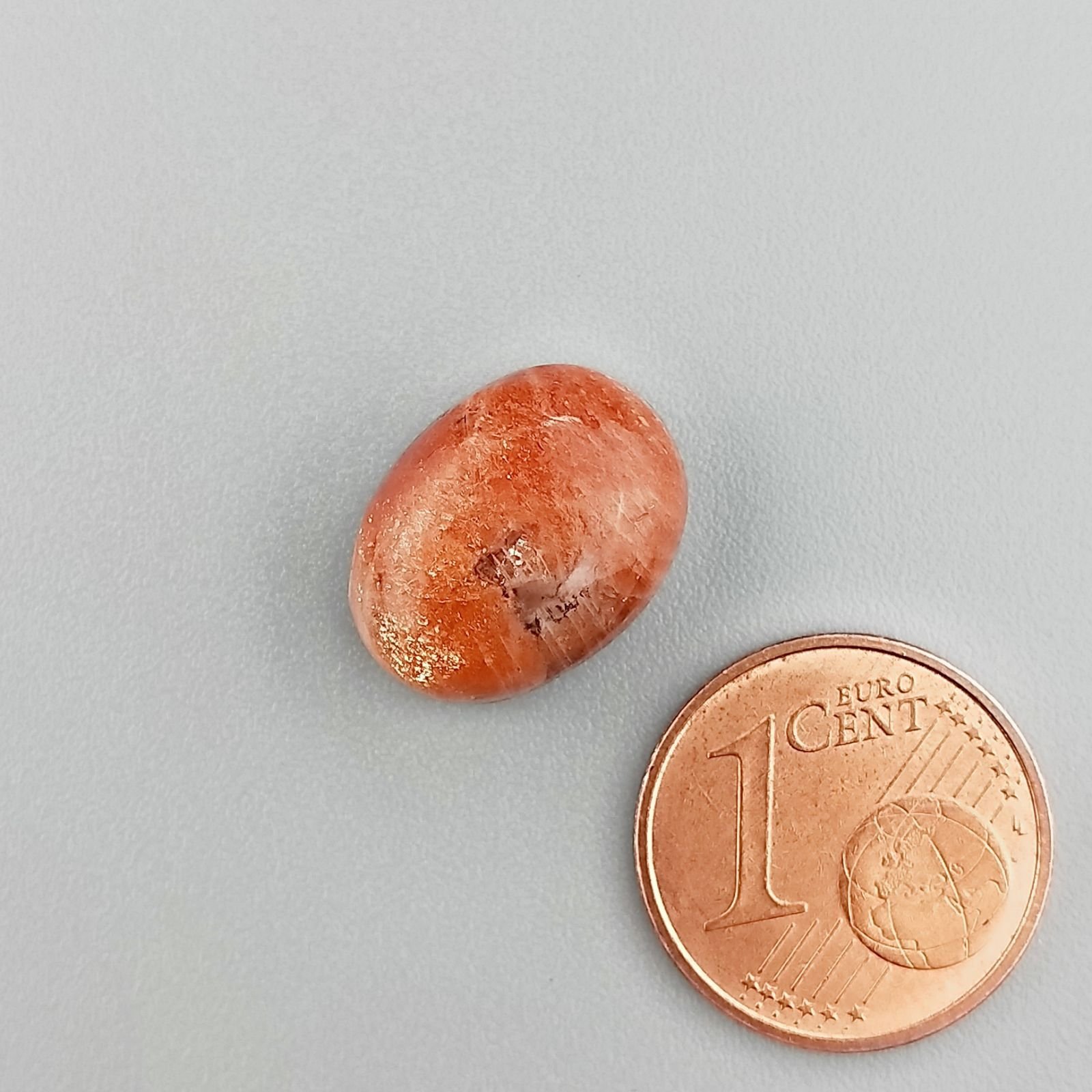 Pietra Di Sole 'Eliolite' Naturale Forma Ovale Piatto Cabochon Liscio Fatto a Mano 14X11X6mm 8,65 Carati 1pz