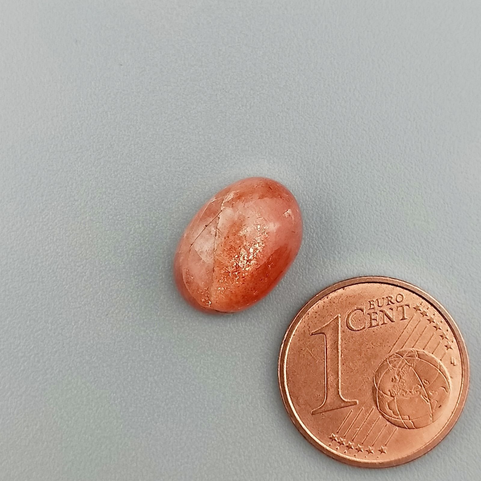 Pietra Di Sole 'Eliolite' Naturale Forma Ovale Piatto Cabochon Liscio Fatto a Mano 13X9X6mm 5,25 Carati 1pz