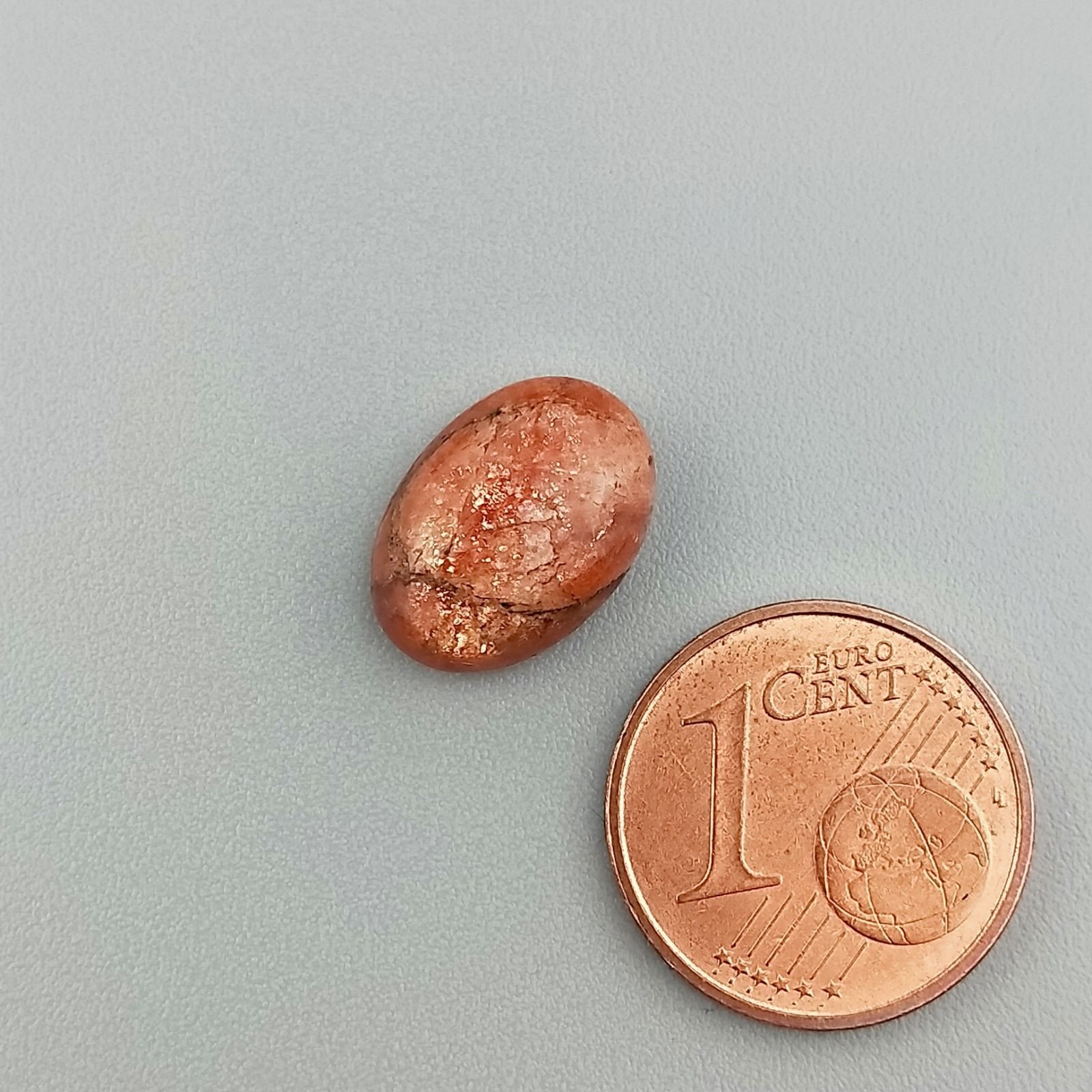 Pietra Di Sole 'Eliolite' Naturale Forma Ovale Piatto Cabochon Liscio Fatto a Mano 13X9X4mm 4,00 Carati 1pz