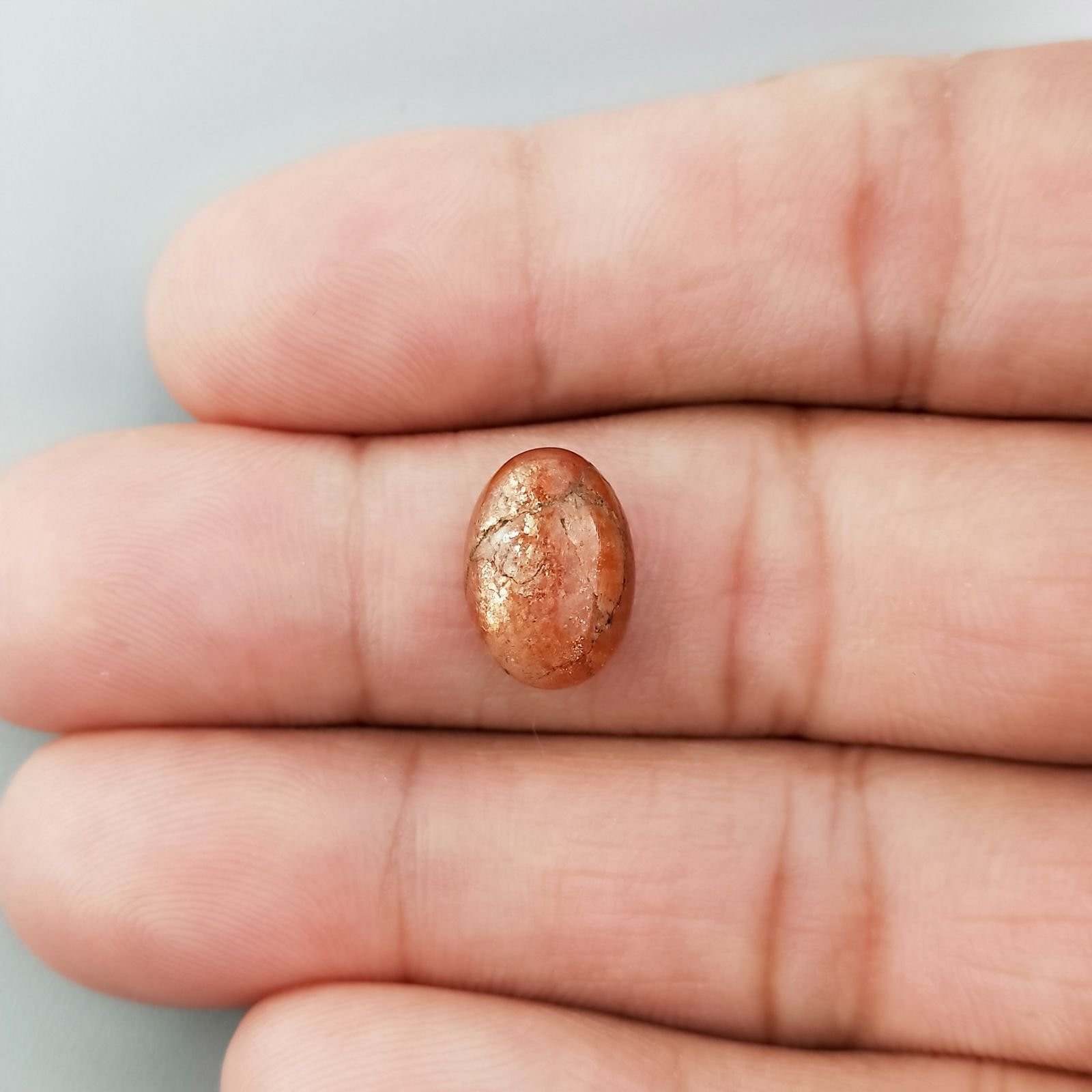 Pietra Di Sole 'Eliolite' Naturale Forma Ovale Piatto Cabochon Liscio Fatto a Mano 13X9X4mm 4,00 Carati 1pz