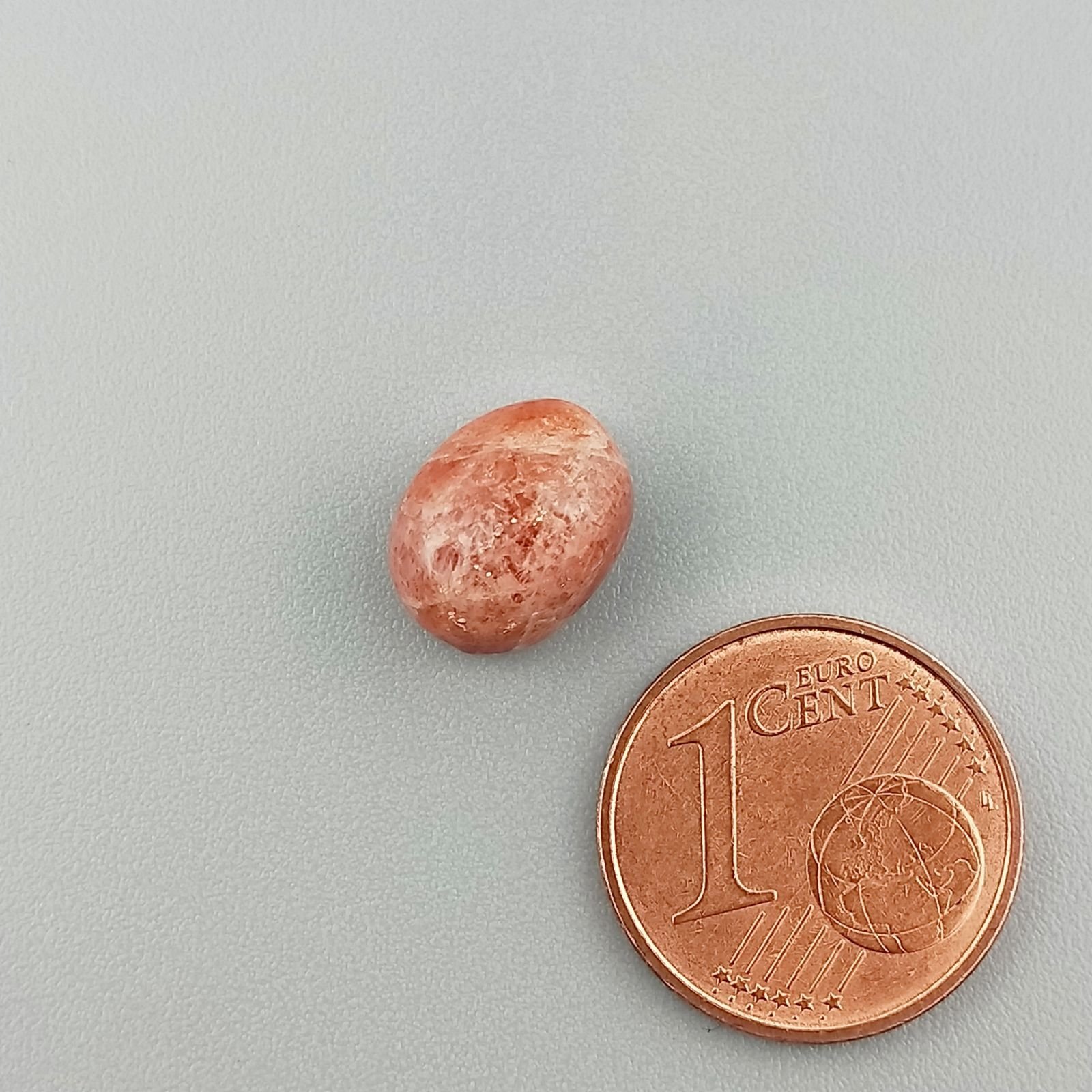 Pietra Di Sole 'Eliolite' Naturale Forma Ovale Piatto Cabochon Liscio Fatto a Mano 10X8X5mm 3,90 Carati 1pz
