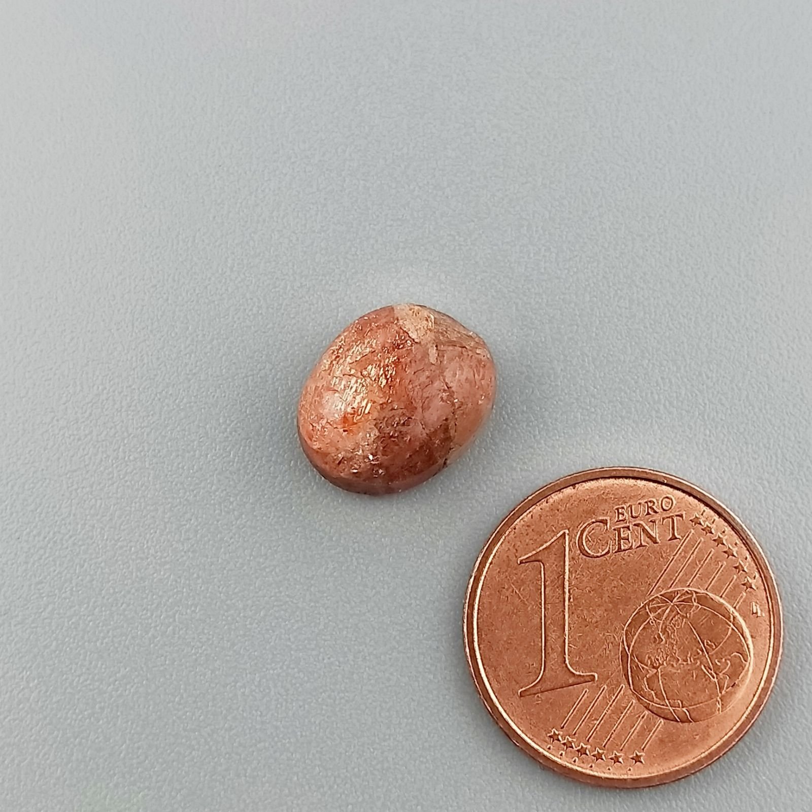 Pietra Di Sole 'Eliolite' Naturale Forma Ovale Piatto Cabochon Liscio Fatto a Mano 11X9X5mm 3,65 Carati 1pz