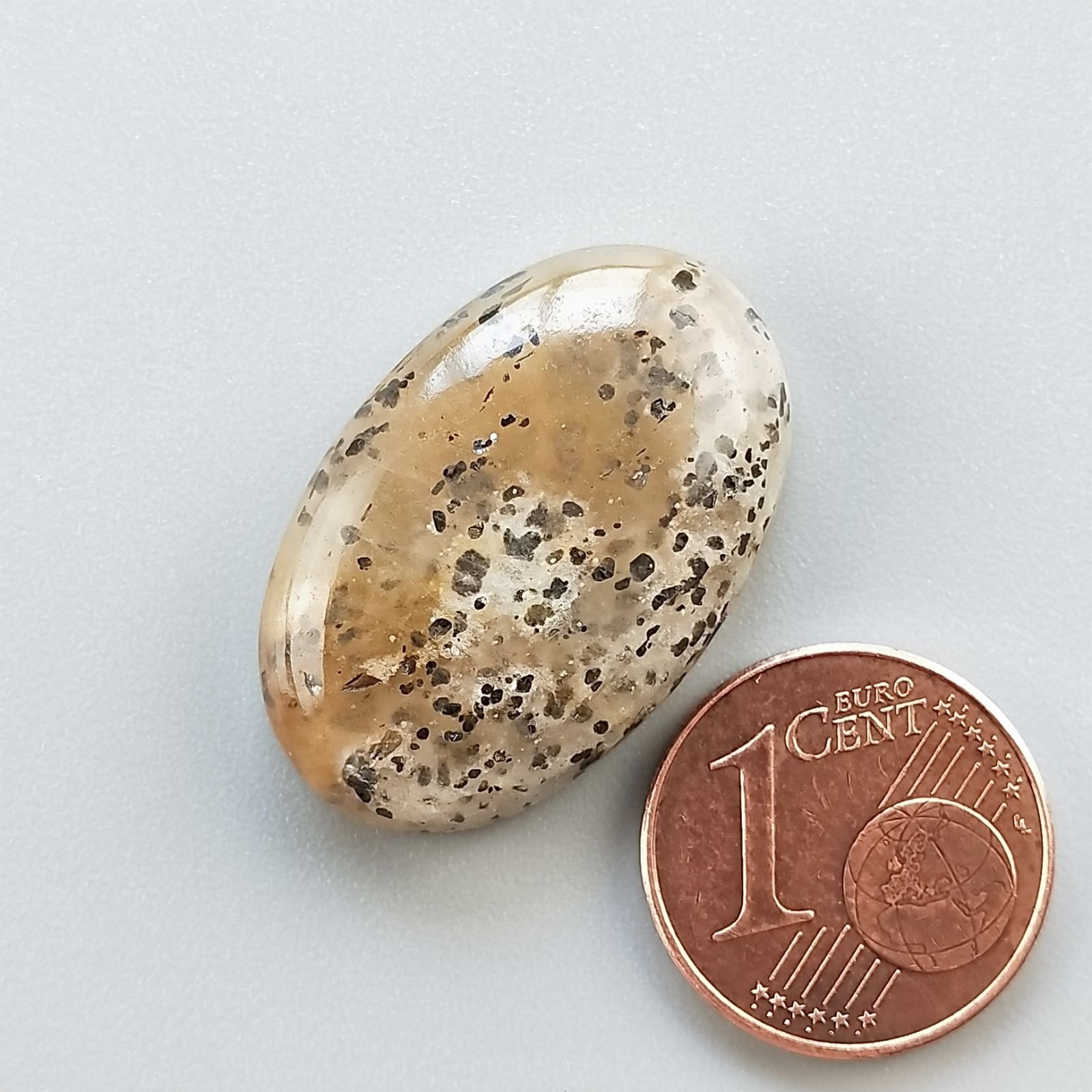 Pietra di Sole Nera Naturale Forma Ovale Piatto Cabochon Liscio Fatto a Mano 25X17X6mm 4,80gm 1pz
