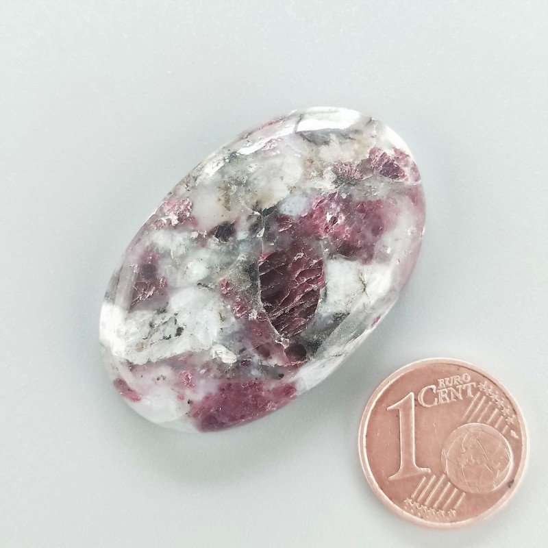 Cabochon di Lepidolite Naturale Ovale, Piatto e Liscio, 37x24 mm, 10,43 g, Fatto a Mano