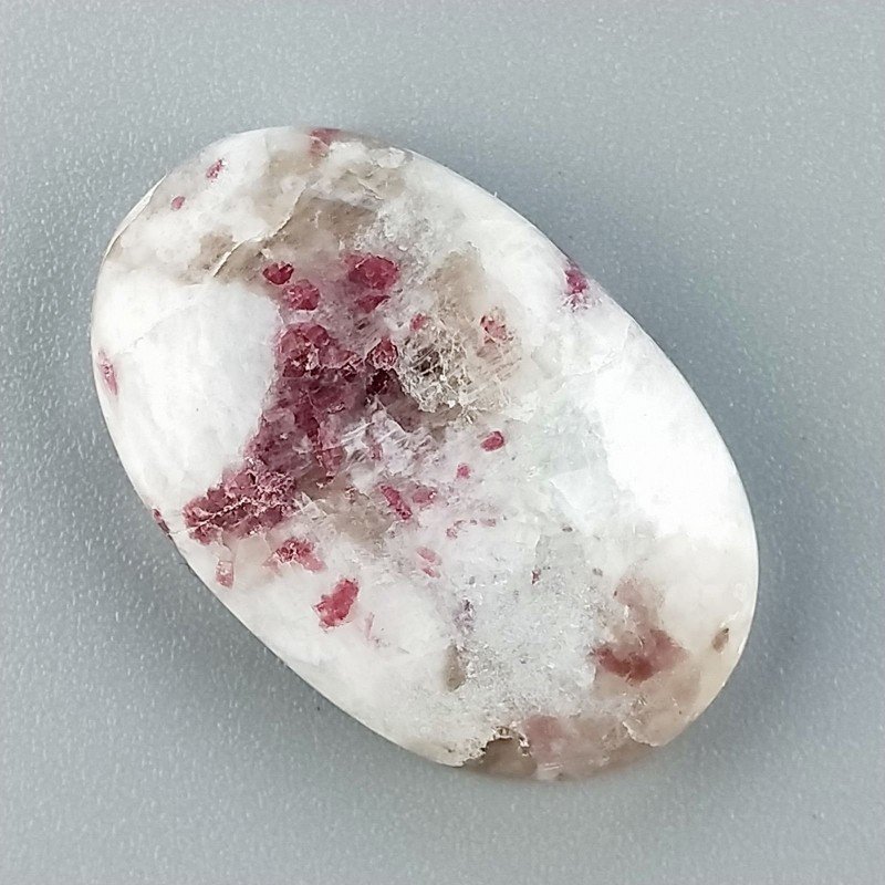 Lepidolite Naturale Forma Ovale Piatto Cabochon Liscio Fatto a Mano 28X18X7mm 6,35gm 1pz