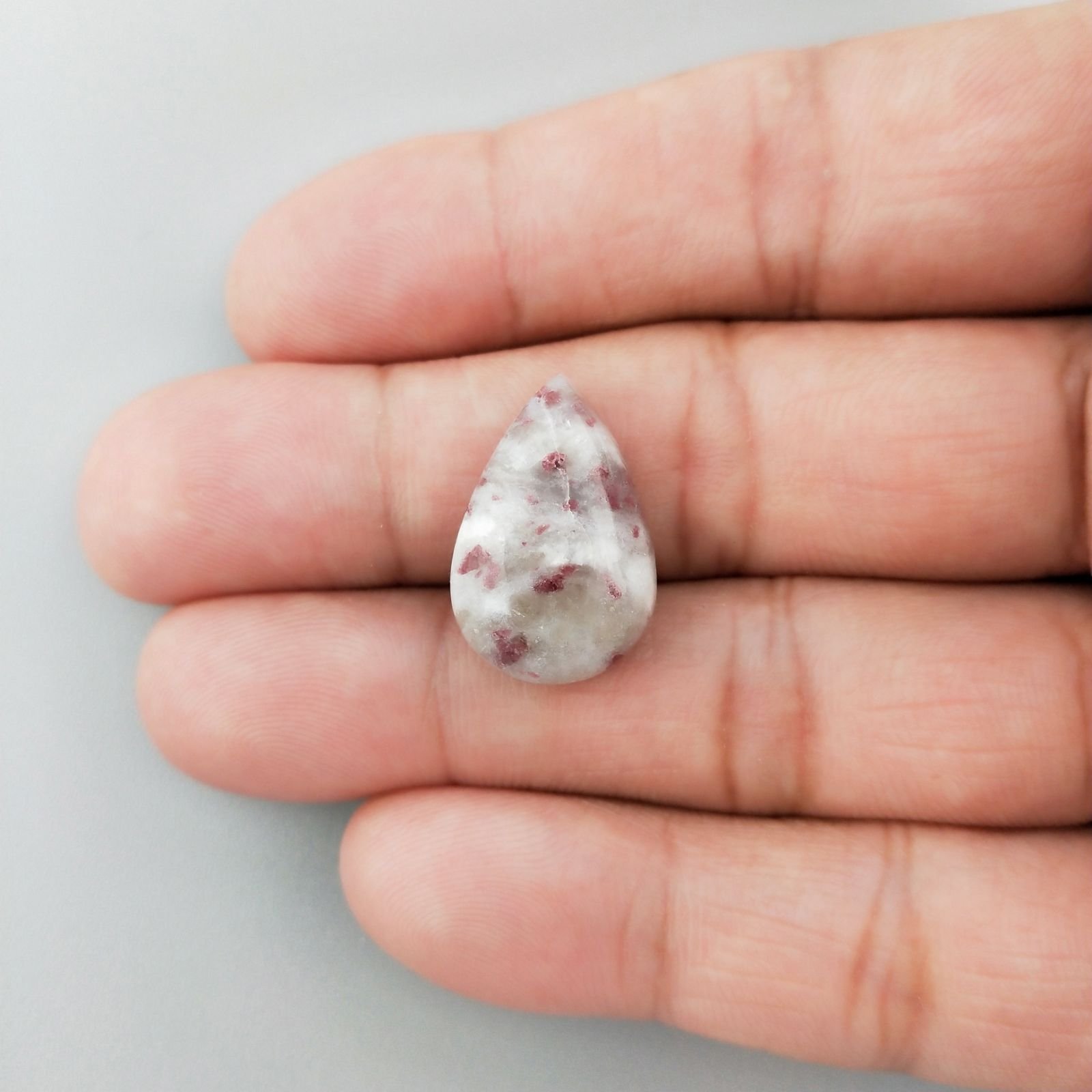 Lepidolite Naturale Forma Goccia Piatto Cabochon Liscio Fatto a Mano 21X14X6mm 2,85gm