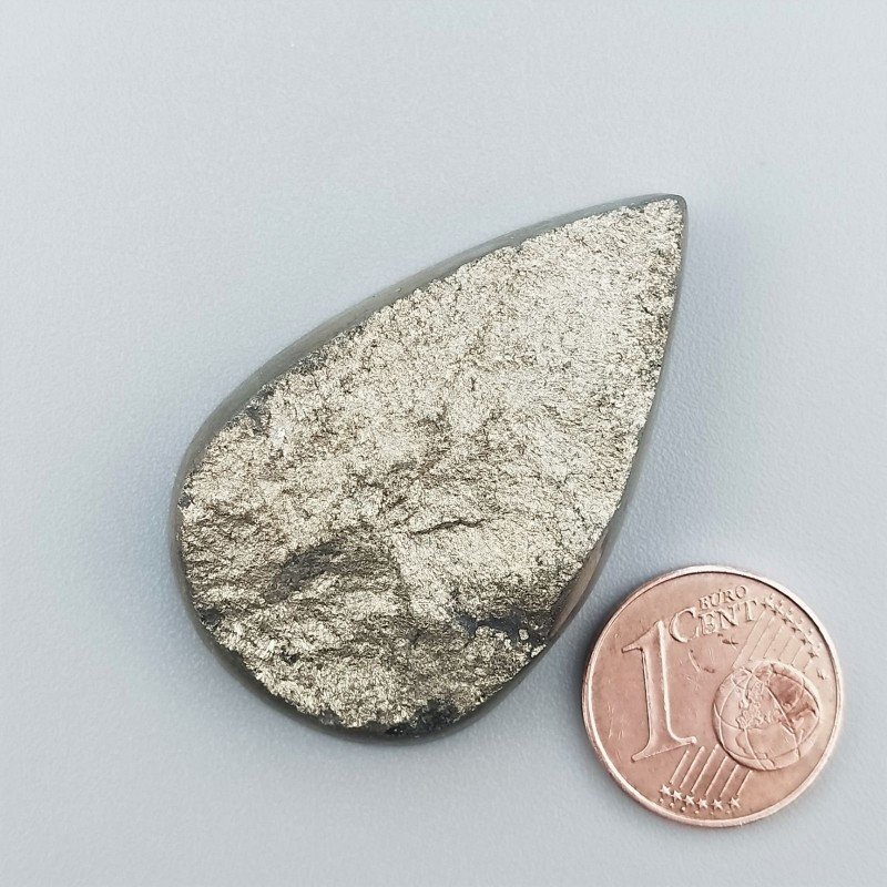 Cabochon di Pirite Grezzo Naturale Goccia, Piatto con Lati Lisci, 40x25x8 mm, 21,85 g, Fatto a Mano