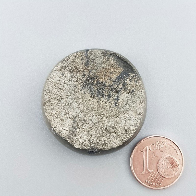 Cabochon di Pirite Grezzo Naturale Tondo, Piatto con Lati Lisci, 32x7 mm, 20,13 g, Fatto a Mano