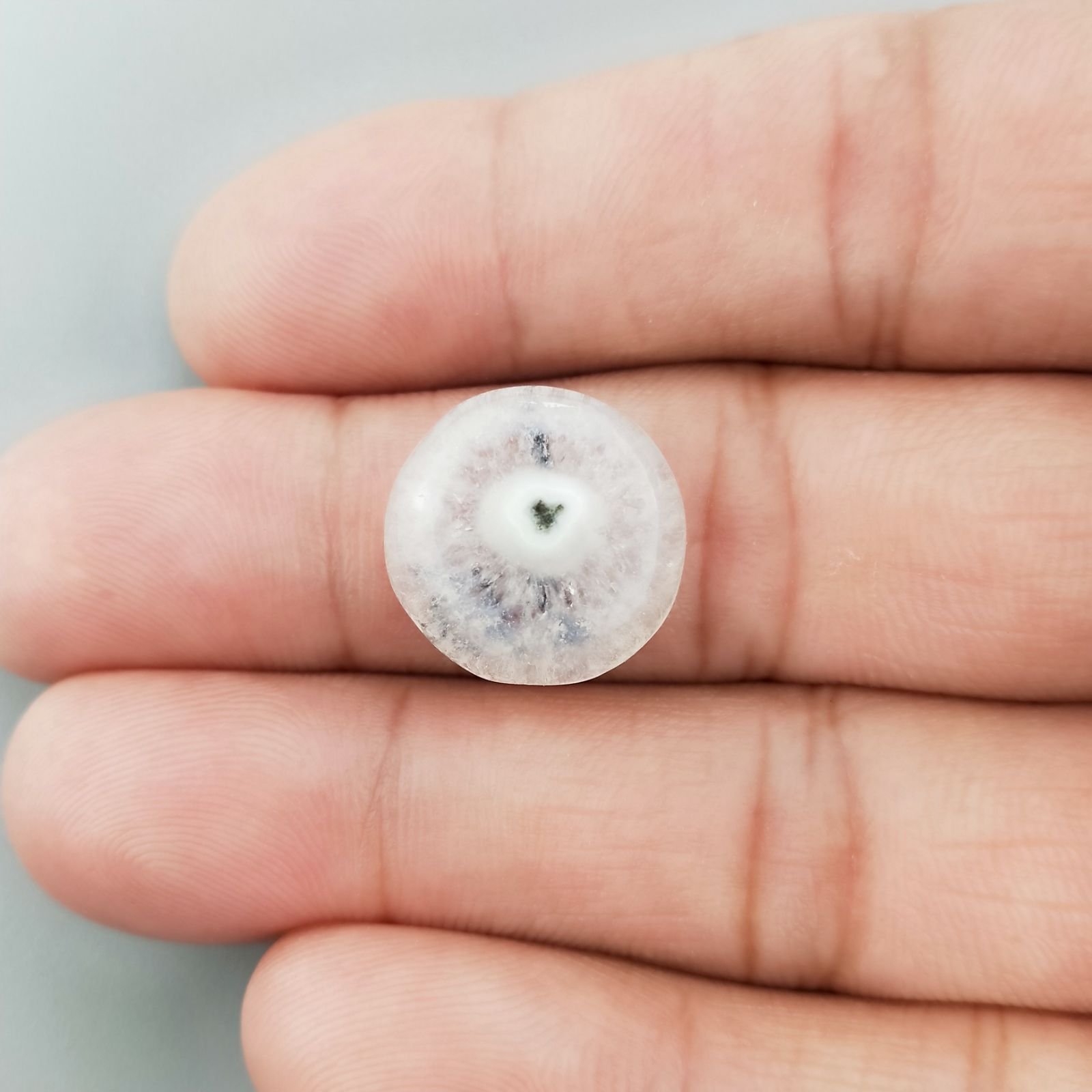 Quarzo Solare Naturale Forma Tondo Piatto Cabochon Liscio Fatto a Mano 16X16X5mm 11,75 Carati 1pz