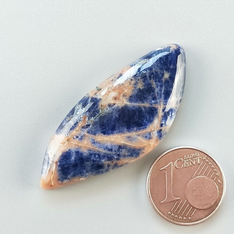 Cabochon di Sodalite Naturale Fantasia, Piatto e Liscio, 41x18x6 mm, 5,66 g, Fatto a Mano