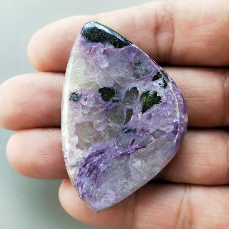 Ciaroite Naturale Forma Fantasia Piatto Cabochon Liscio Fatto a Mano 54X36X7mm 22,90gm 1pz