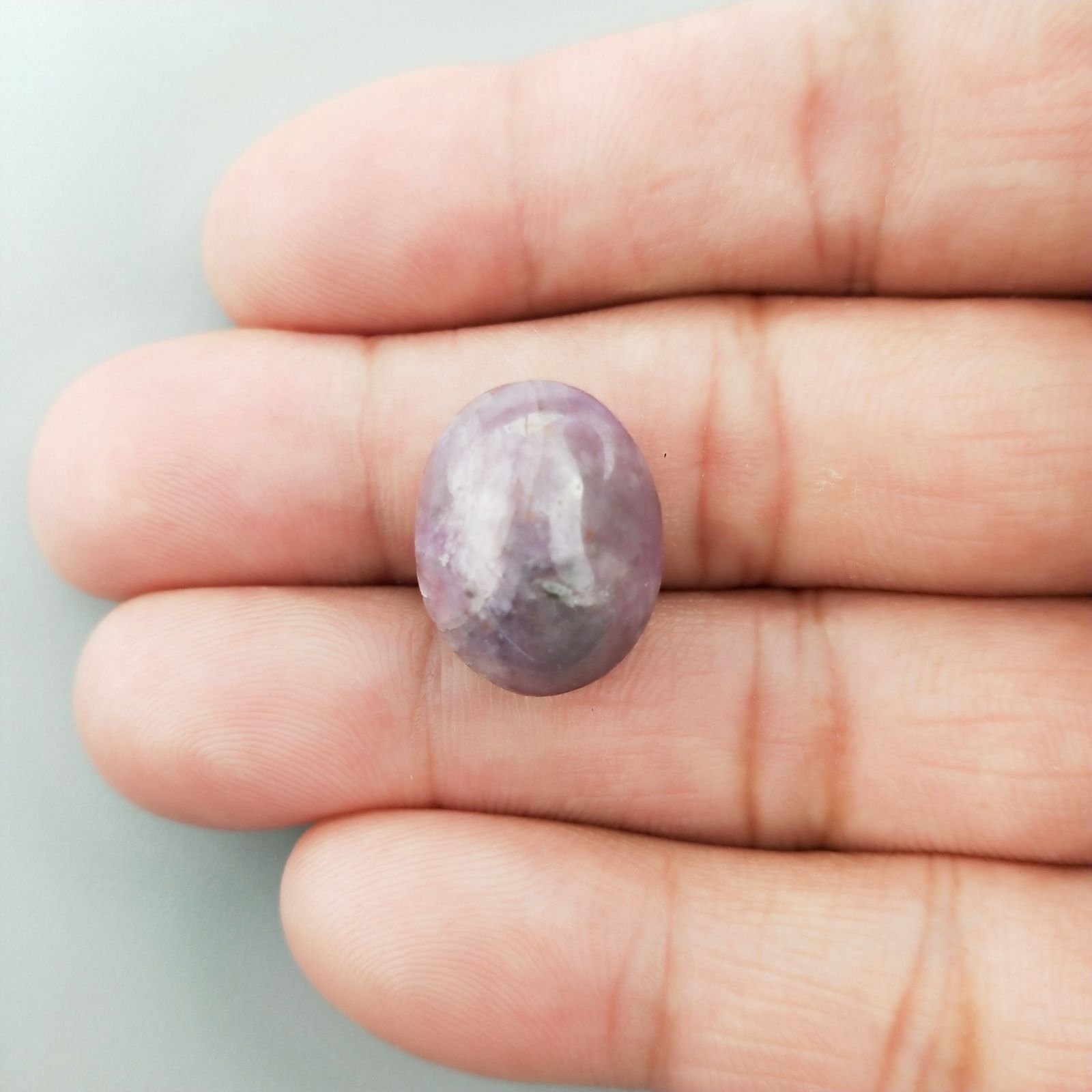 Rubino Stellato Naturale Forma Ovale Piatto Cabochon Liscio Fatto a Mano 18X14X12mm 32,15 Carati 1pz