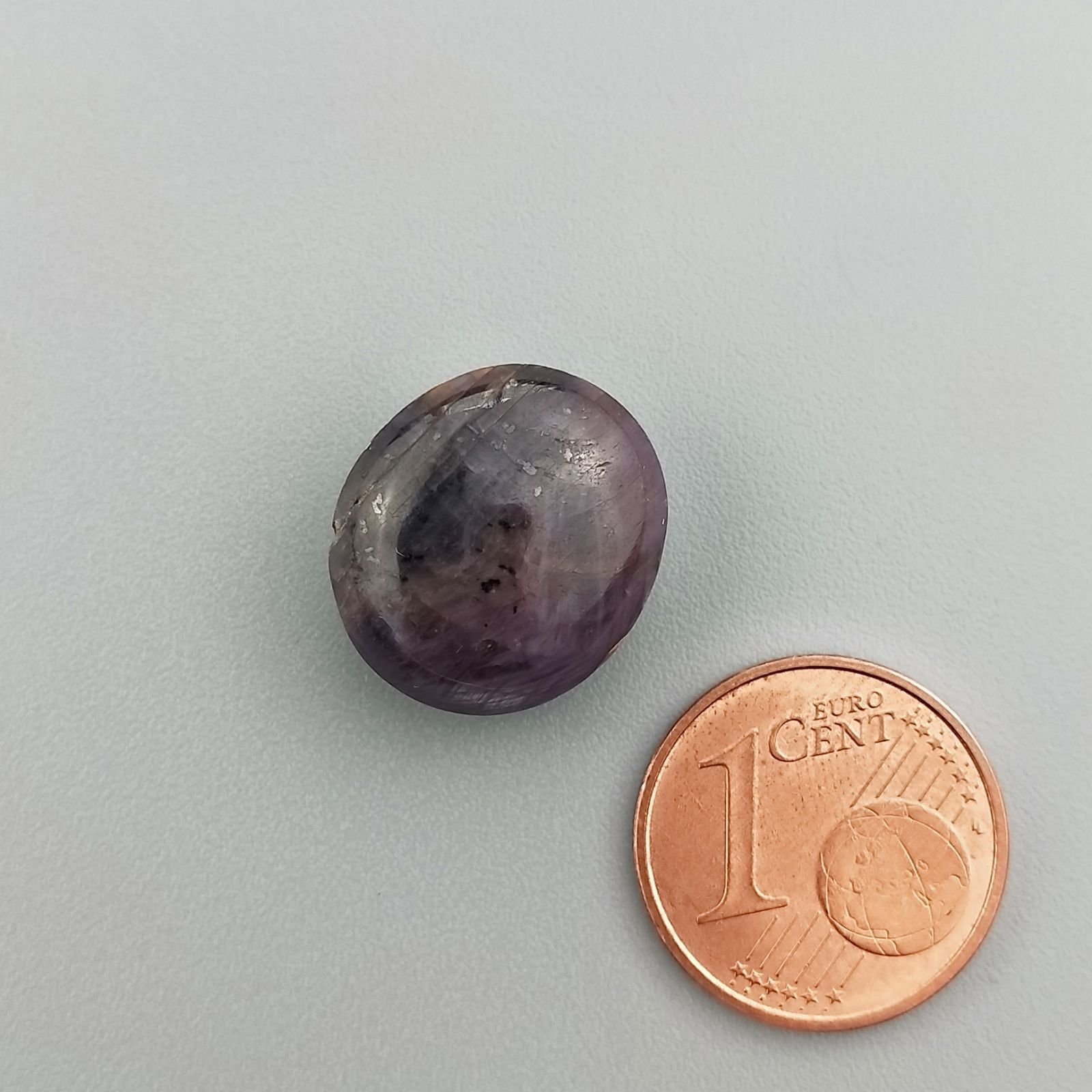 Rubino Stellato Naturale Forma Ovale Piatto Cabochon Liscio Fatto a Mano 15X13X8mm 20,25 Carati 1pz