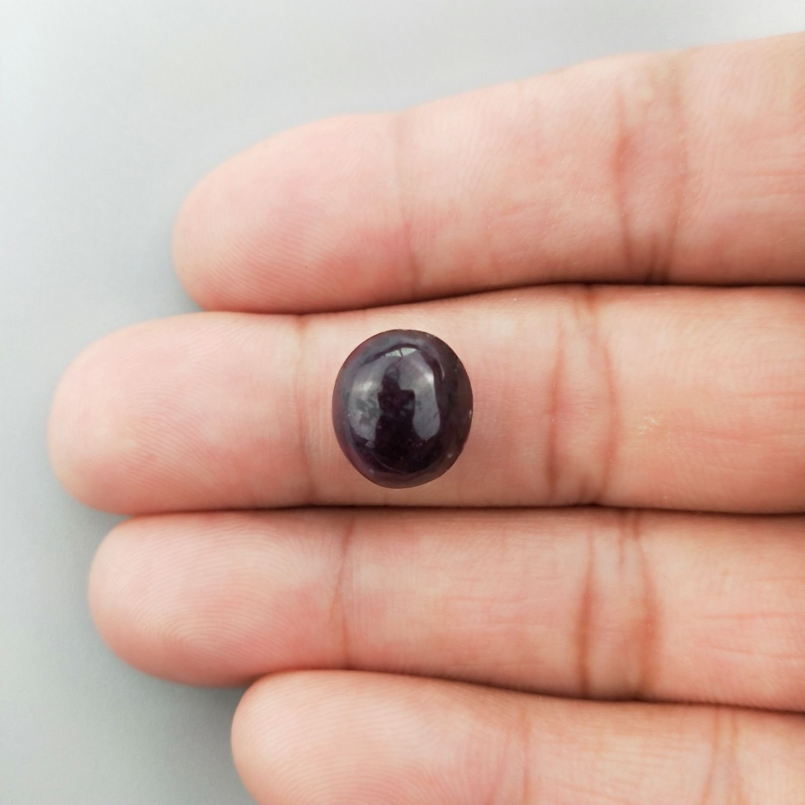 Rubino Stellato Naturale Forma Ovale Piatto Cabochon Liscio Fatto a Mano 12X11X9mm 15,00 Carati 1pz