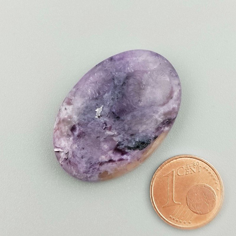 Cabochon di Ciaroite Naturale Ovale, Piatto e Liscio, 33x23x6,80 mm, 9,50 g, Fatto a Mano