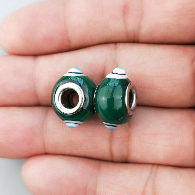 Perlina foro largo due puntini blu su verde scuro 13.5x8.5mm 1pz