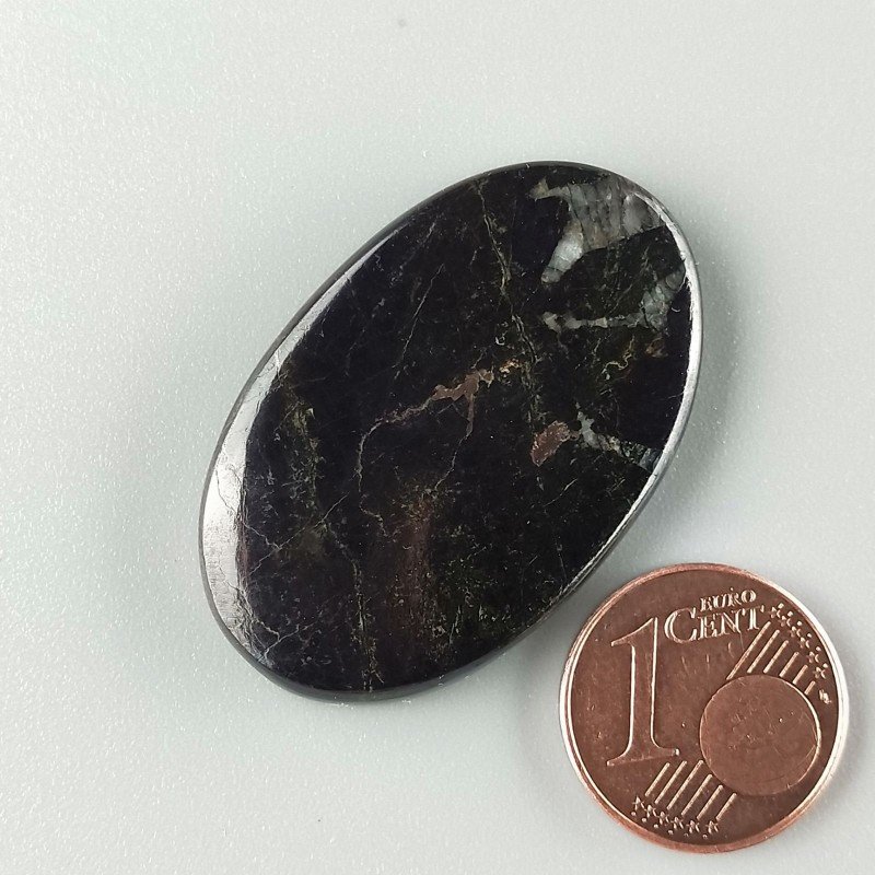Purpurite Forma Ovale Piatto Cabochon Liscio Fatto a Mano 35X22X5mm 8,70gm 1pz Purpurite Forma Ovale Piatto Cabochon Liscio Fatto a Mano 35X22X5mm 8,70gm 1pz