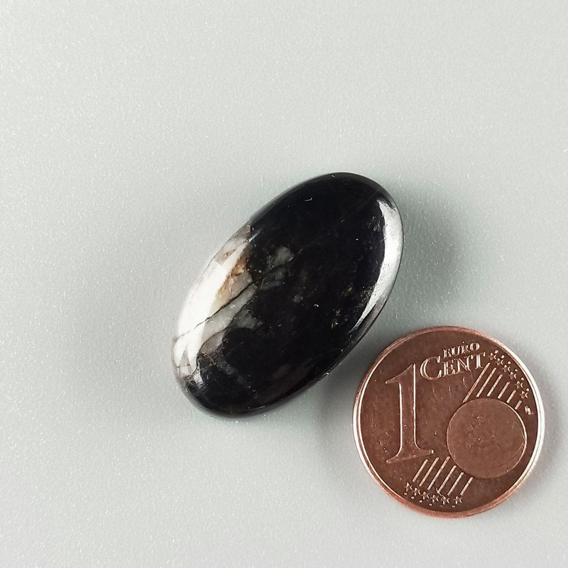 Cabochon di Purpurite Ovale, Piatto e Liscio, 24x14x7 mm, 5,40 g, Fatto a Mano