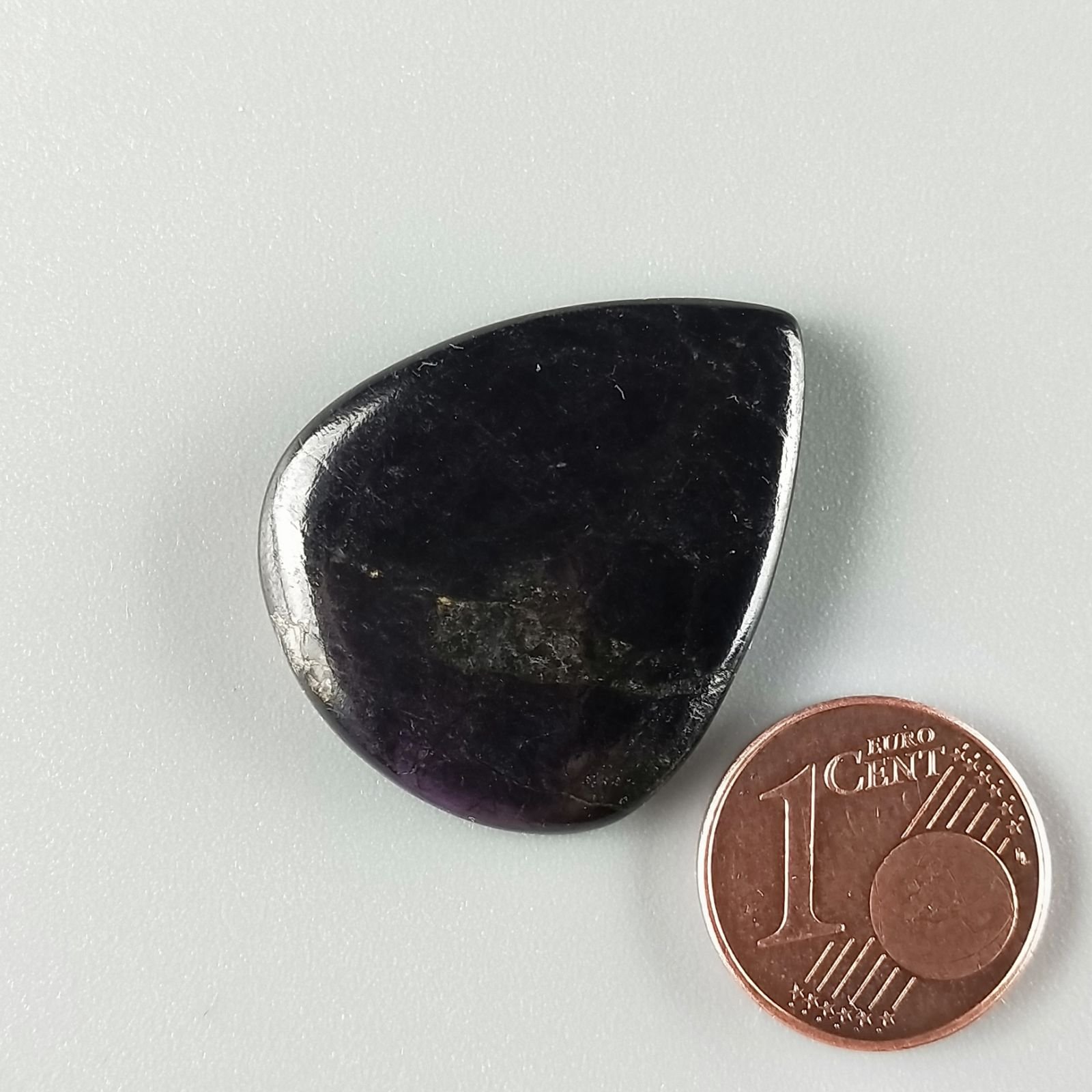 Purpurite Forma Gocce Piatto Cabochon Liscio Fatto a Mano 29X23X5mm 6,40gm 1pz