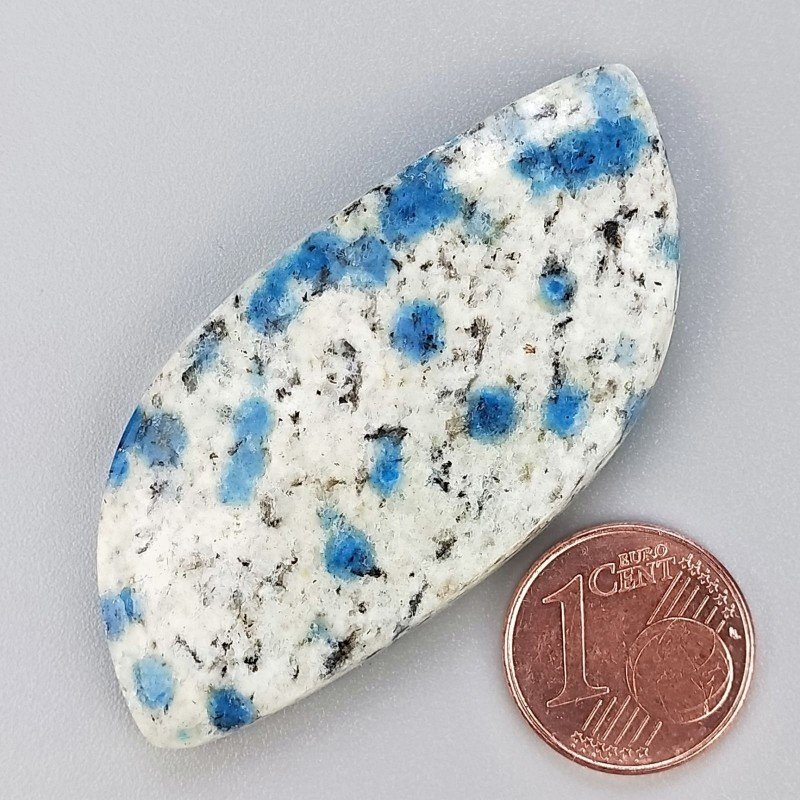 K2 'Raindrop Azurite' Naturale Forma Fantasia Piatto Cabochon Liscio Fatto a Mano 53X24mm 13,79gm 1pz