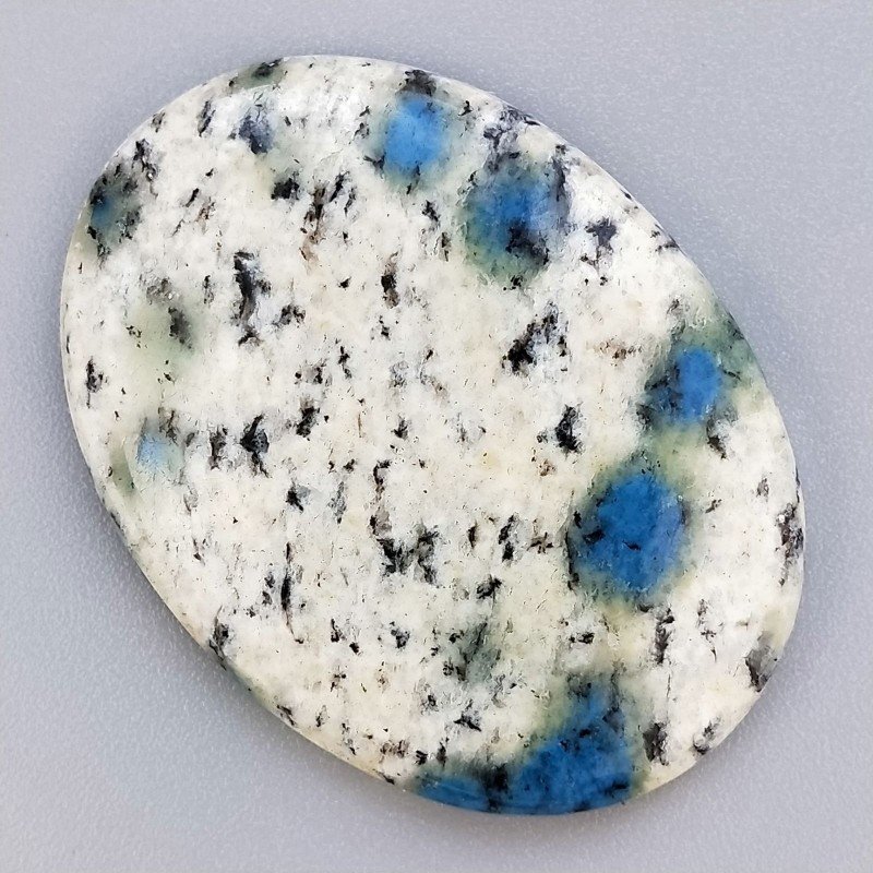 K2 'Raindrop Azurite' Naturale Forma Ovale Piatto Cabochon Liscio Fatto a Mano 41X30mm 10,70gm 1pz