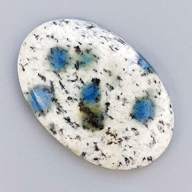 K2 'Raindrop Azurite' Naturale Forma Ovale Piatto Cabochon Liscio Fatto a Mano 40X27mm 9,54gm 1pz