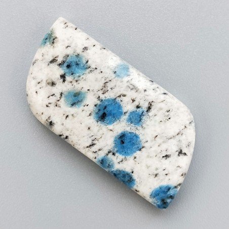 K2 'Raindrop Azurite' Naturale Forma Fantasia Piatto Cabochon Liscio Fatto a Mano 36X19X6mm 9,30gm 1pz
