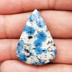 K2 'Raindrop Azurite' Naturale Forma Goccia Piatto Cabochon Liscio Fatto a Mano 35X25X6mm 8,20gm 1pz