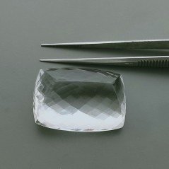 Cristallo Di Rocca Naturale Taglio Cuscino Sfaccettata a Mano Gemma Sciolta 34X24X18mm 105,50 Carati 1pz