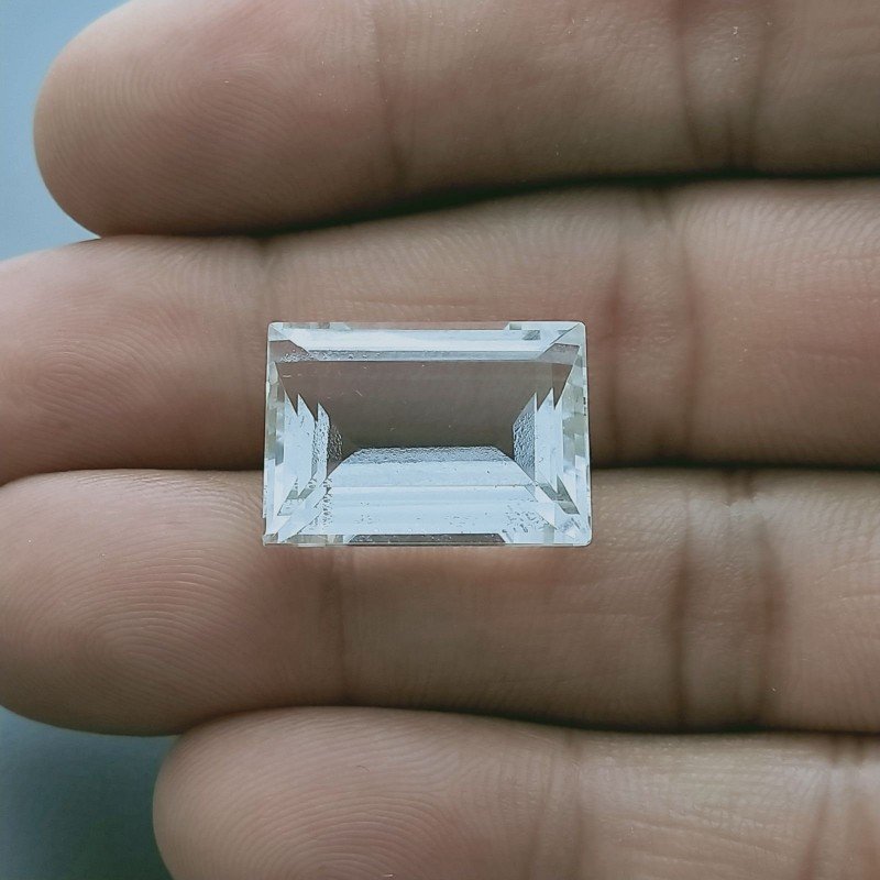 Cristallo Di Rocca Naturale Taglio Baguette Sfaccettata a Mano Gemma Sciolta 18X13X8mm 17+ Carati 1pz