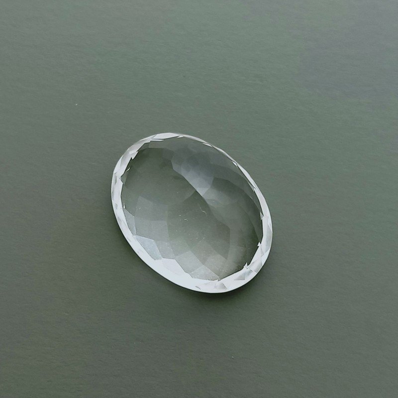 Gemma Sciolta di Cristallo di Rocca Naturale, Taglio Ovale Sfaccettato a Mano, 12x16x8 mm, 9+ ct