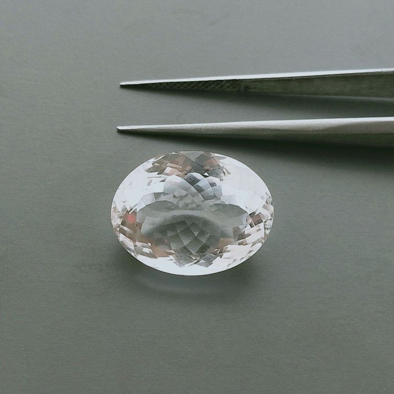 Cristallo Di Rocca Naturale Taglio Ovale Sfaccettata a Mano Gemma Sciolta 13X18X9mm 12+ Carati 1pz