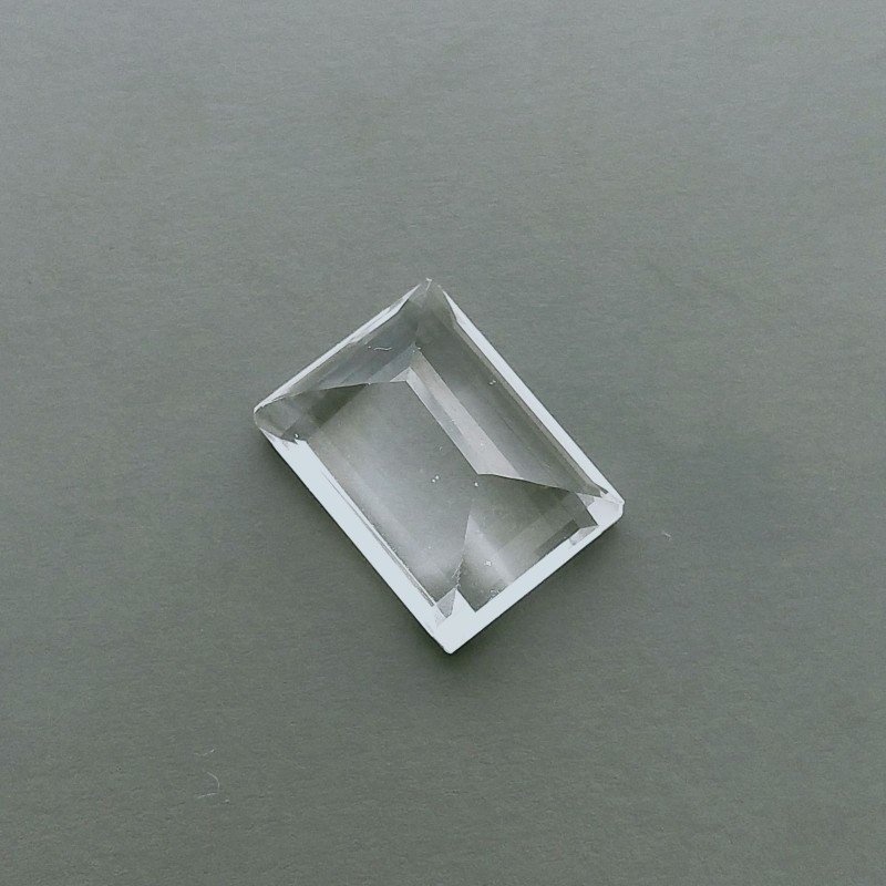 Gemma Sciolta di Cristallo di Rocca Naturale, Taglio Baguette Sfaccettato a Mano, 14x10x7 mm, 8,50+ ct