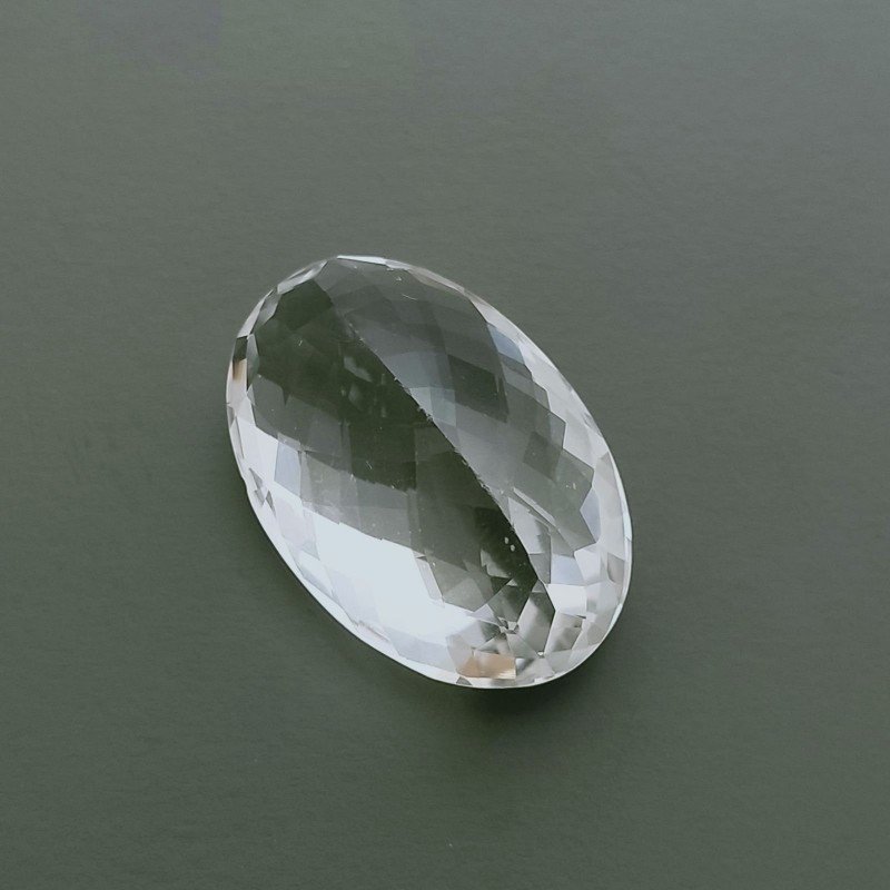 Gemma Sciolta di Cristallo di Rocca Naturale, Taglio Ovale Sfaccettato a Mano, 24x16x12 mm, 27,00 ct