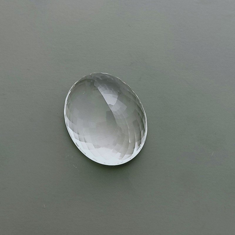 Gemma Sciolta di Cristallo di Rocca Naturale, Taglio Ovale Sfaccettato a Mano, 20x25x13 mm, 42,00 ct