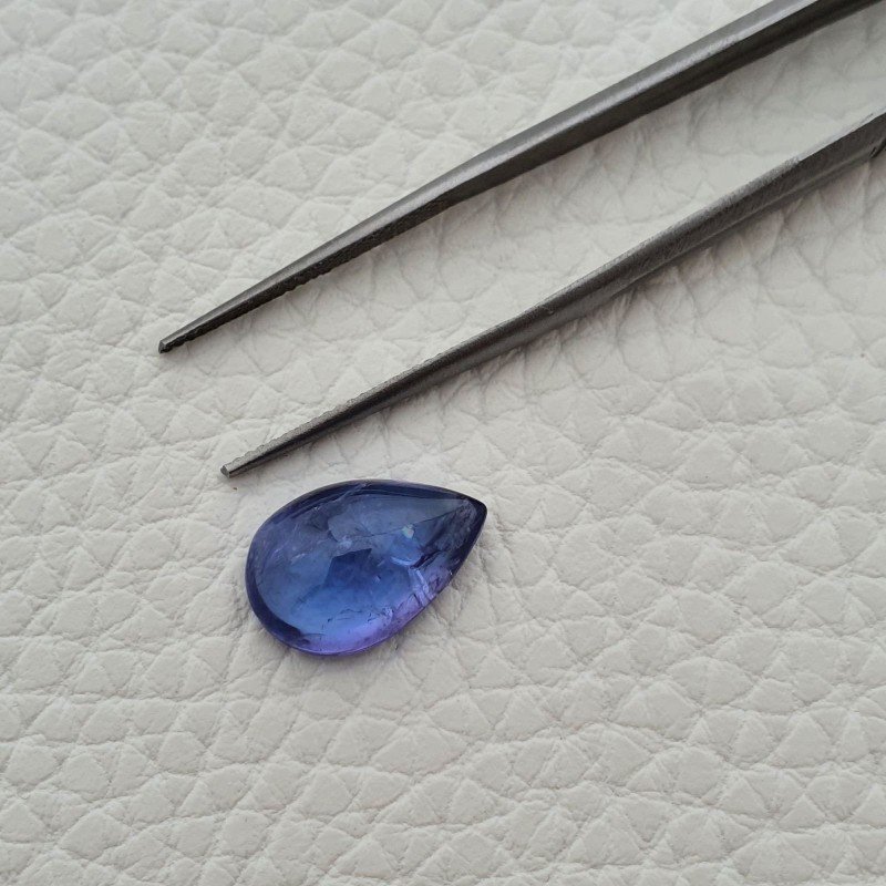 Tanzanite Naturale Forma Goccia Piatto Cabochon Liscio Fatto a Mano 15X10X5mm 6,40 Carati 1pz