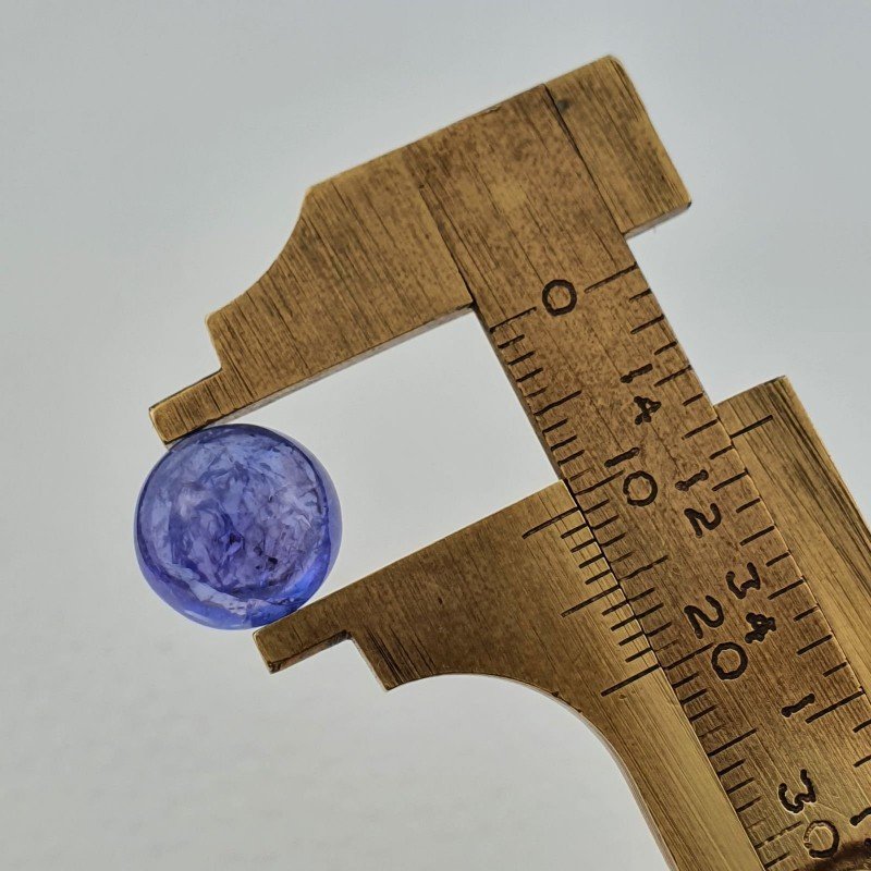 Tanzanite Naturale Forma Tondo Piatto Cabochon Liscio Fatto a Mano 10,5X10,5X06mm 6,60 Carati 1pz