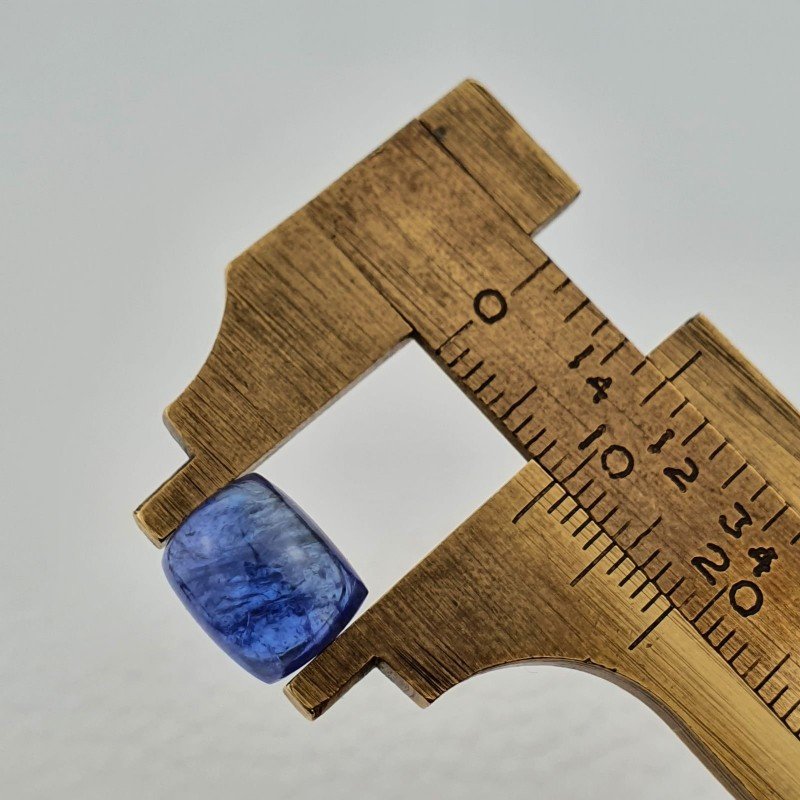 Tanzanite Naturale Forma Cuscino Piatto Cabochon Liscio Fatto a Mano 10X8X6mm 5,65 Carati 1pz